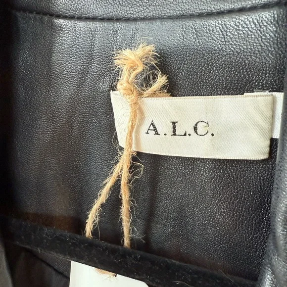 A.L.C. Women's Sleek Black Cropped Leather Jacket - Sz: Small - Picture 3 of 8